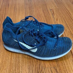 Nike Free RN Flyknit - Blue - Men's Running Sneaker - Breathable Athletic Shoe